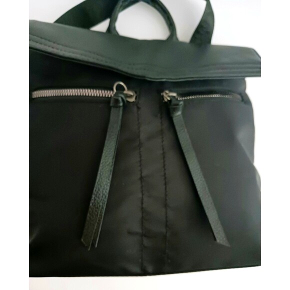 Botkier New York Trigger Blk Nylon Small Backpack Lightweight main image 6